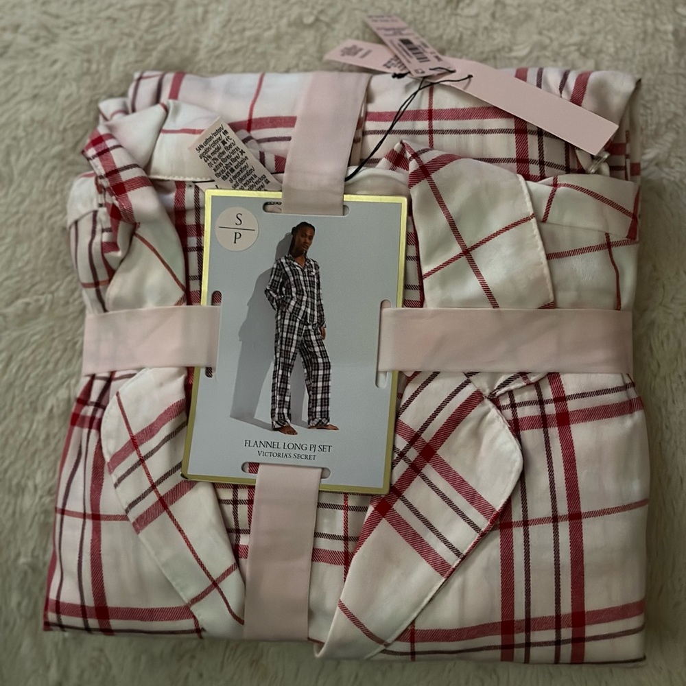 PJ’s - Picture 3 of 3